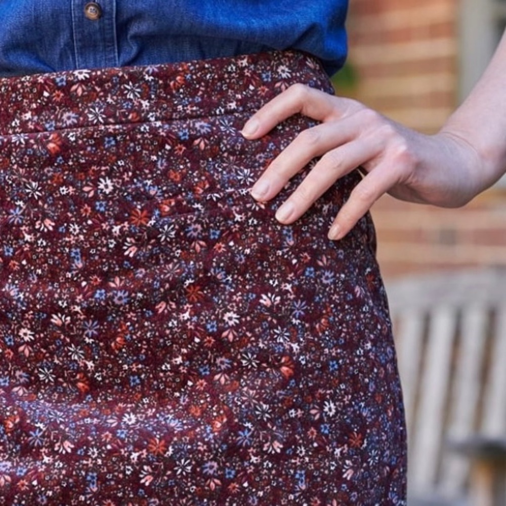 NWT WoolOvers Pocket Detail Cord Skirt In Autumn Floral - Picture 3 of 10